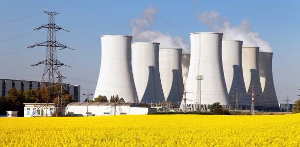 Canola oil processing plants in Canada