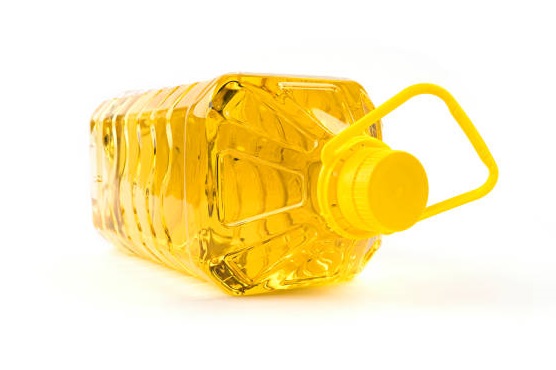 Canola oil suppliers in Canada